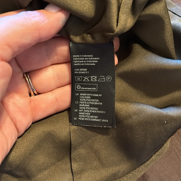 H&M army green button down 3/4 sleeve shirt size 12 - Picture 6 of 6